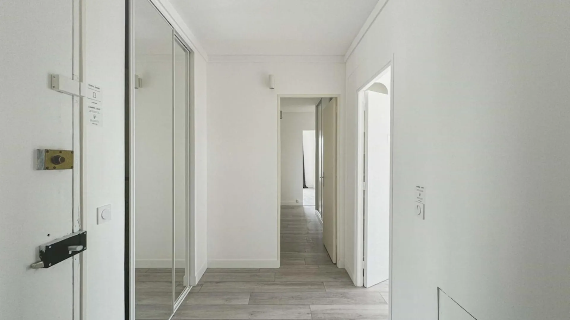 Holiday home Flexliving - - Mouchez Paris